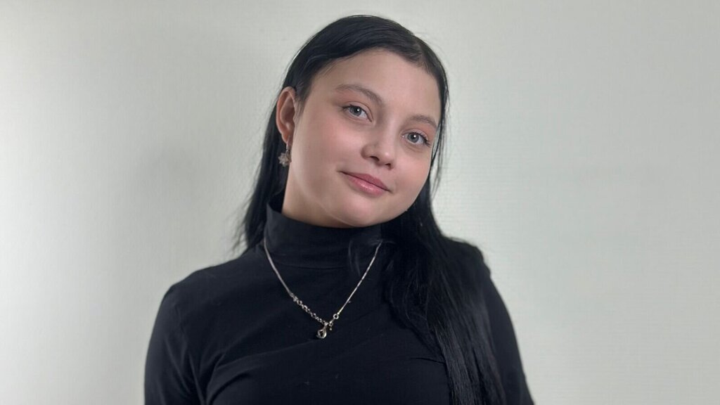 ZarsaMaybelone